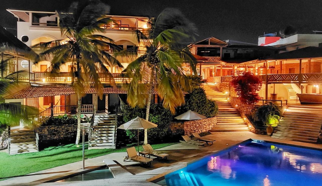 Hotel & Pousada Tatajuba Canoa Quebrada Esterno foto